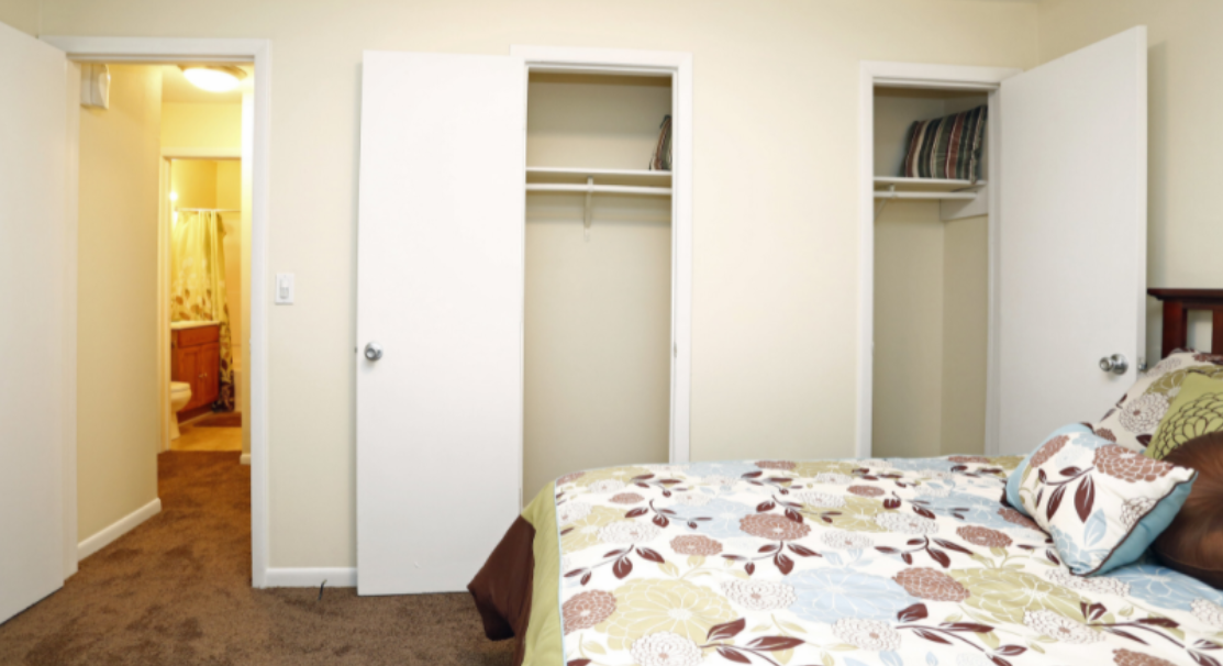 Lakeside Villas Apartments