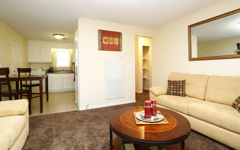 Lakeside Villas Apartments