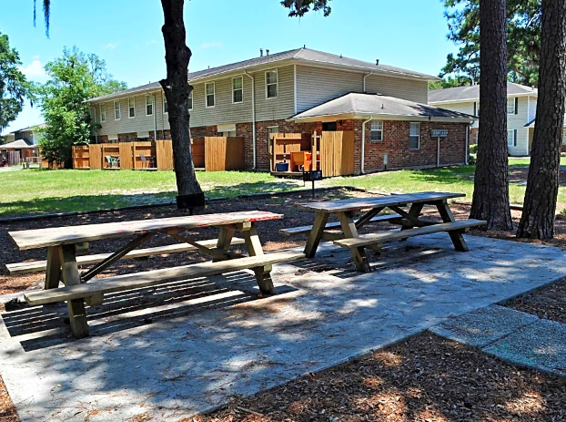 Live Oak Apartments